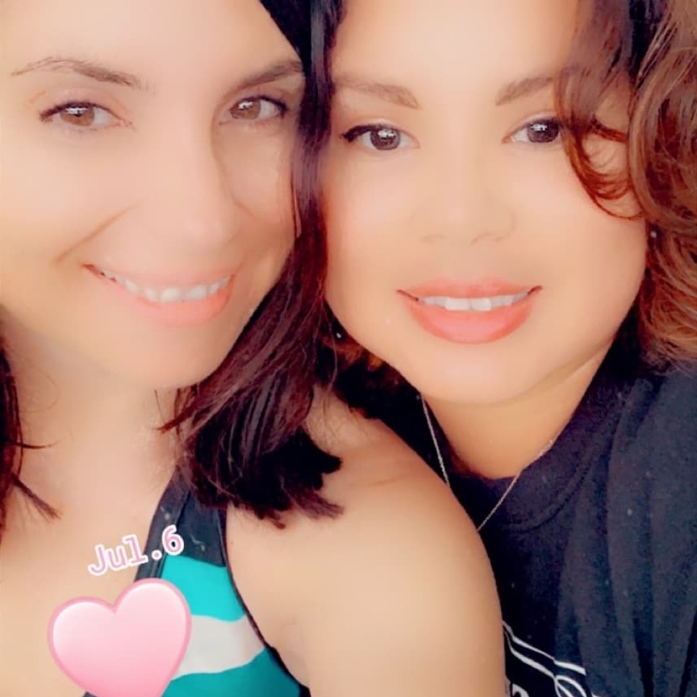 Meet your Posher, Adriana